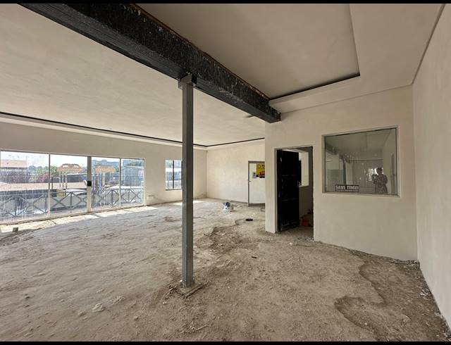 256M² RETAIL TO LET IN PARKMORE